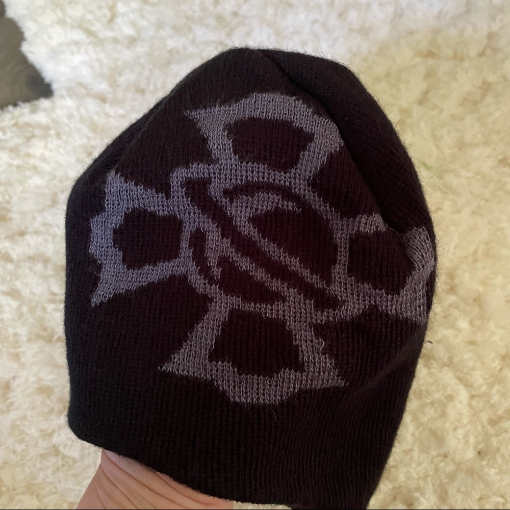Lost Ent Beanie - Picture 3 of 7